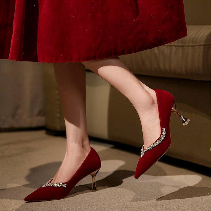 Damen elegante spitze Pumps mit Kristallverzierung EB