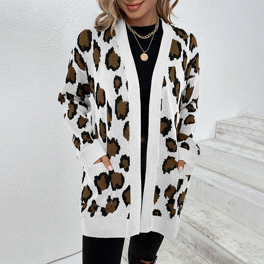 Damen modische Strickjacke mit Leopardenmuster und praktischen Taschen EB