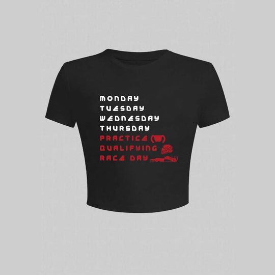 Damen Crop-T-Shirt mit stylischem Rennsport-Motiv und charmantem Schriftzug EB