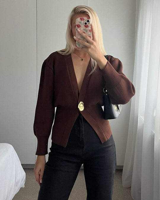 Damen modischer Strickcardigan mit tiefem V-Ausschnitt und dekorativem Knopf EB