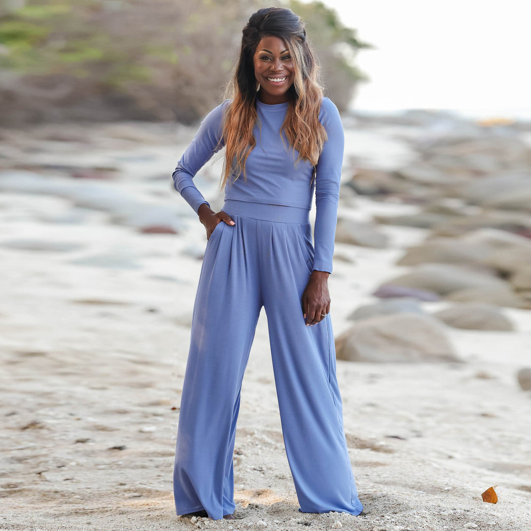 Damen Lässiger Wide-Leg Jumpsuit mit langen Ärmeln und praktischen Taschen EB