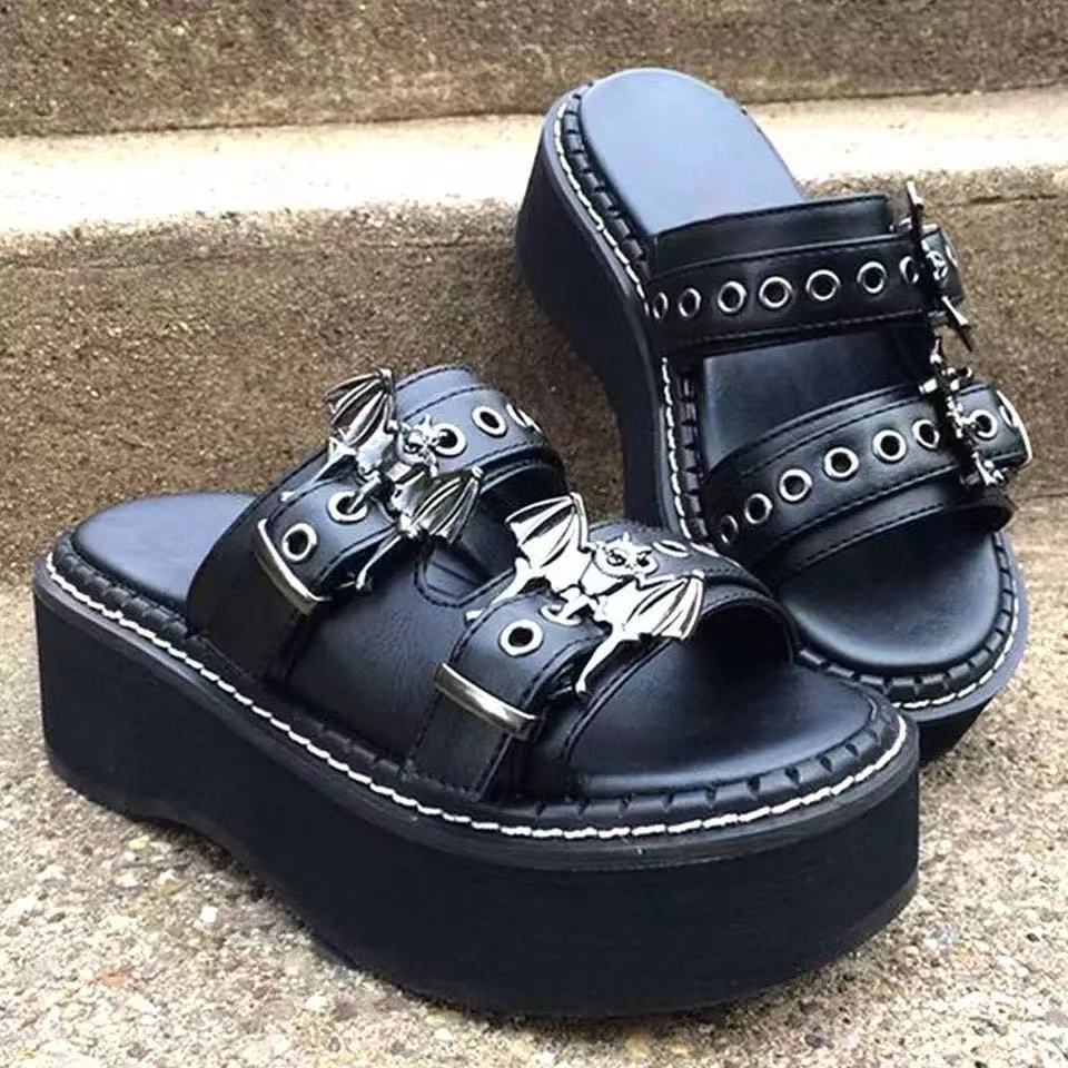 Damen Plateausandalen mit modischer Schnallenverzierung EB
