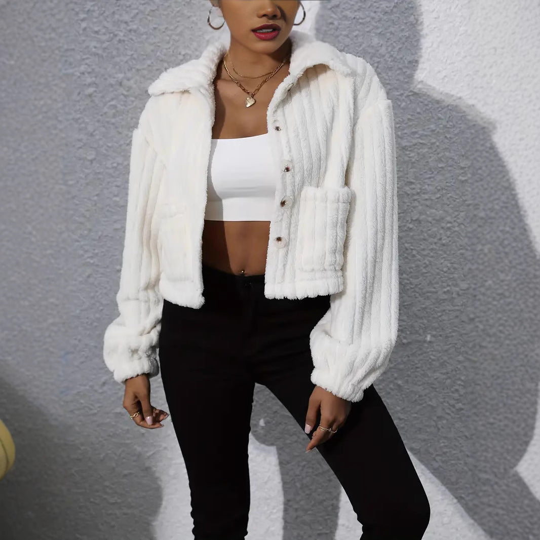 Damen Fluffy Overshirt im Couture-Stil mit Taschen EB