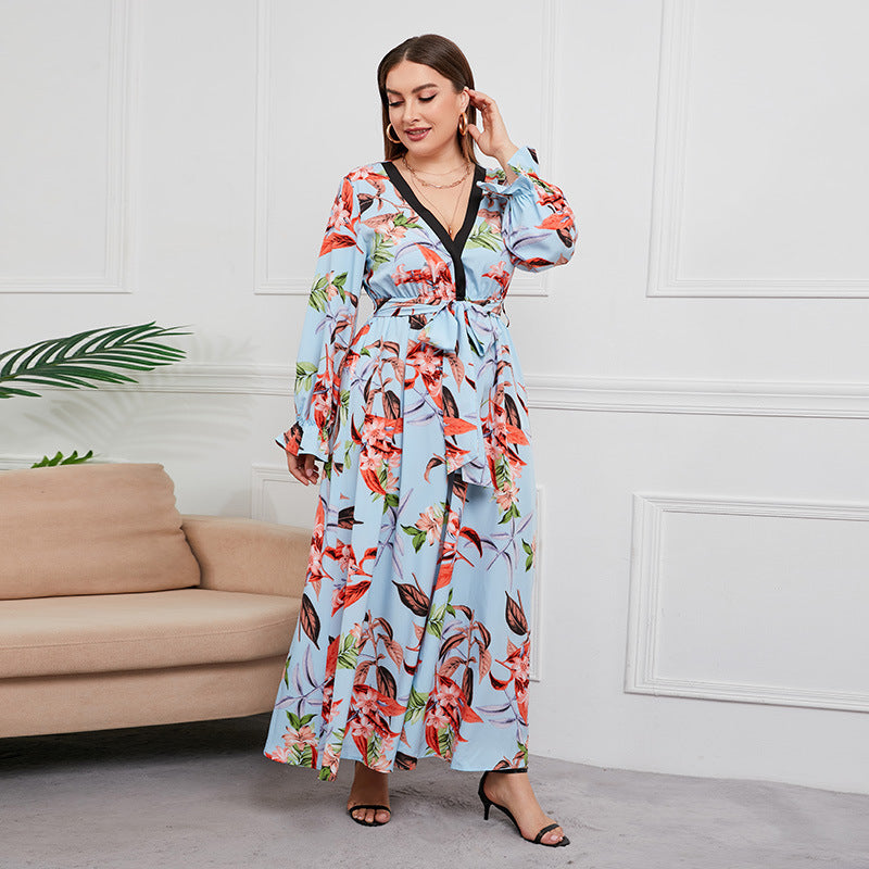 Damen Maxi-Kleid mit elegantem Floral-Design und tiefem V-Ausschnitt EB