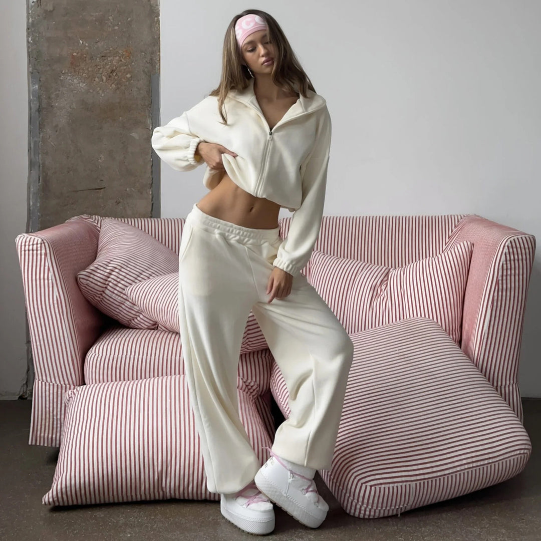 Damen Kuscheliges Fleece-Set mit kurzer Reißverschlussjacke, Stehkragen und weiter Jogginghose EB