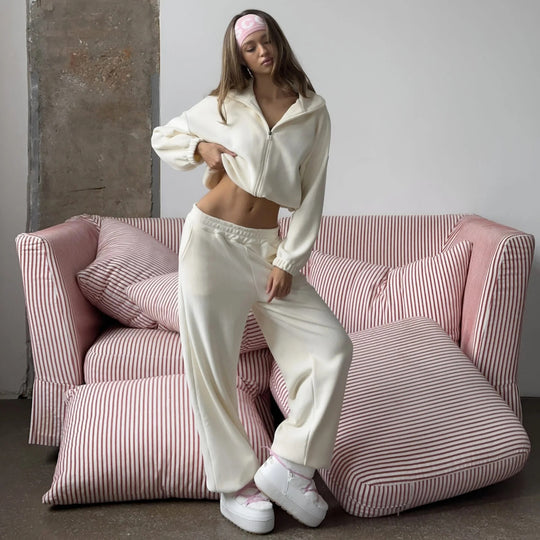 Damen Kuscheliges Fleece-Set mit kurzer Reißverschlussjacke, Stehkragen und weiter Jogginghose EB