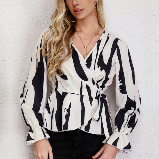 Damen Wickelbluse mit peplum Schnitt und langen Ärmeln EB
