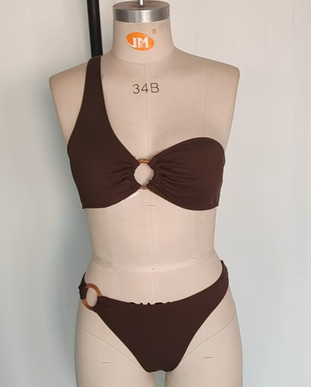 Damen Stilvoller Triangel-Bikini mit goldenen Details EB