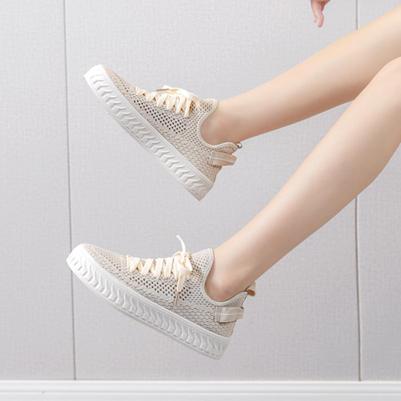 Damen Sportliche und atmungsaktive Sneaker mit flexiblem Sohlenprofil EB