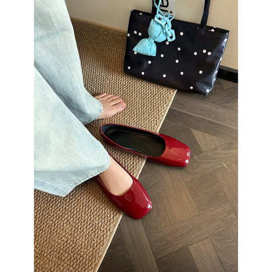 Damen Ballerinas mit quadratischer Zehenform und glänzender Oberfläche EB