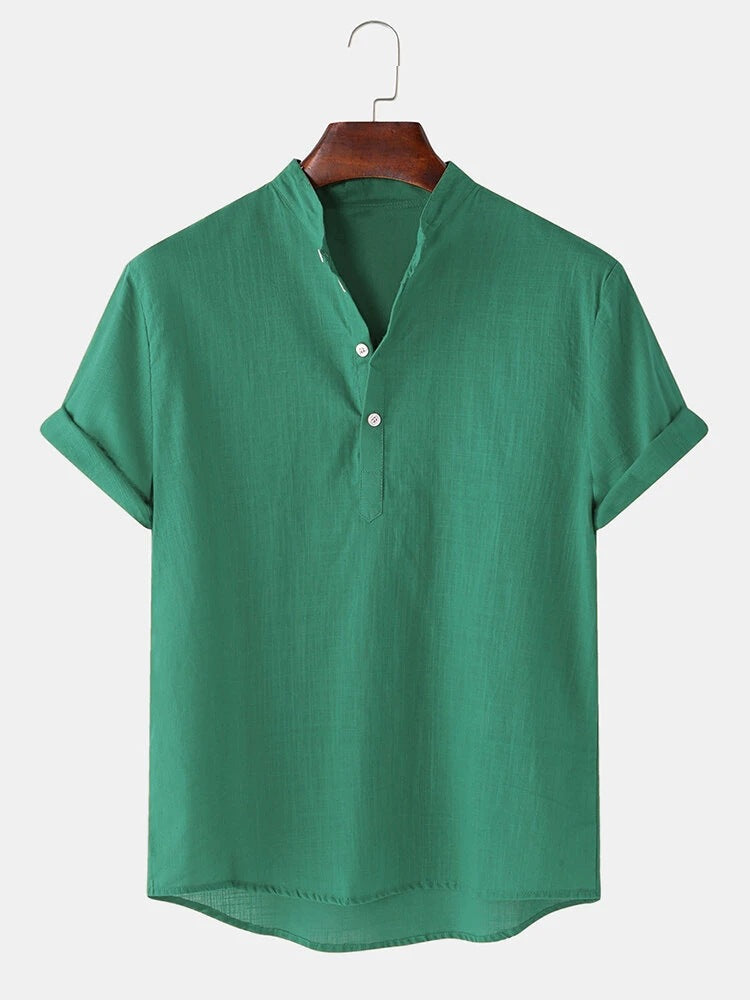 Herren Kurzarmhemd mit innovativem Henley-Ausschnitt und fließendem Material EB