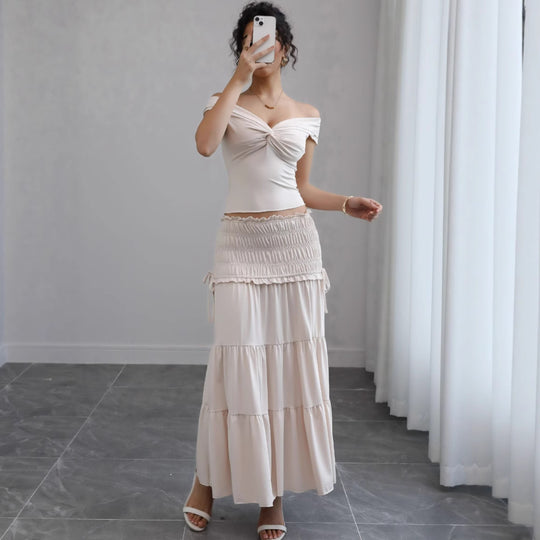 Damen Off-Shoulder Maxikleid mit gerafftem Rock und romantischem Design EB