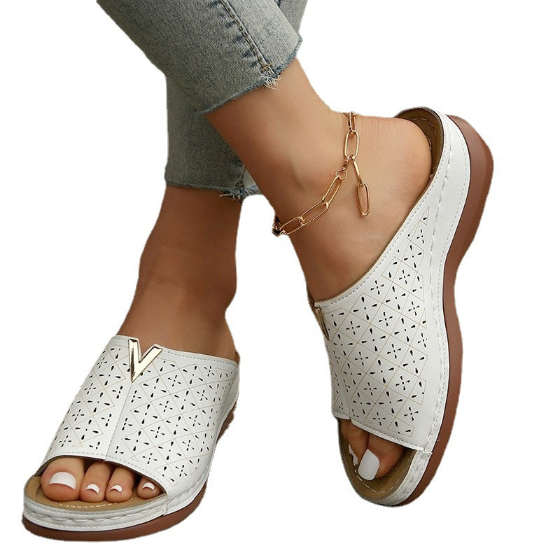 Damen Komfortable Clogs mit floralem Cut-Out-Design und rutschfester Sohle EB