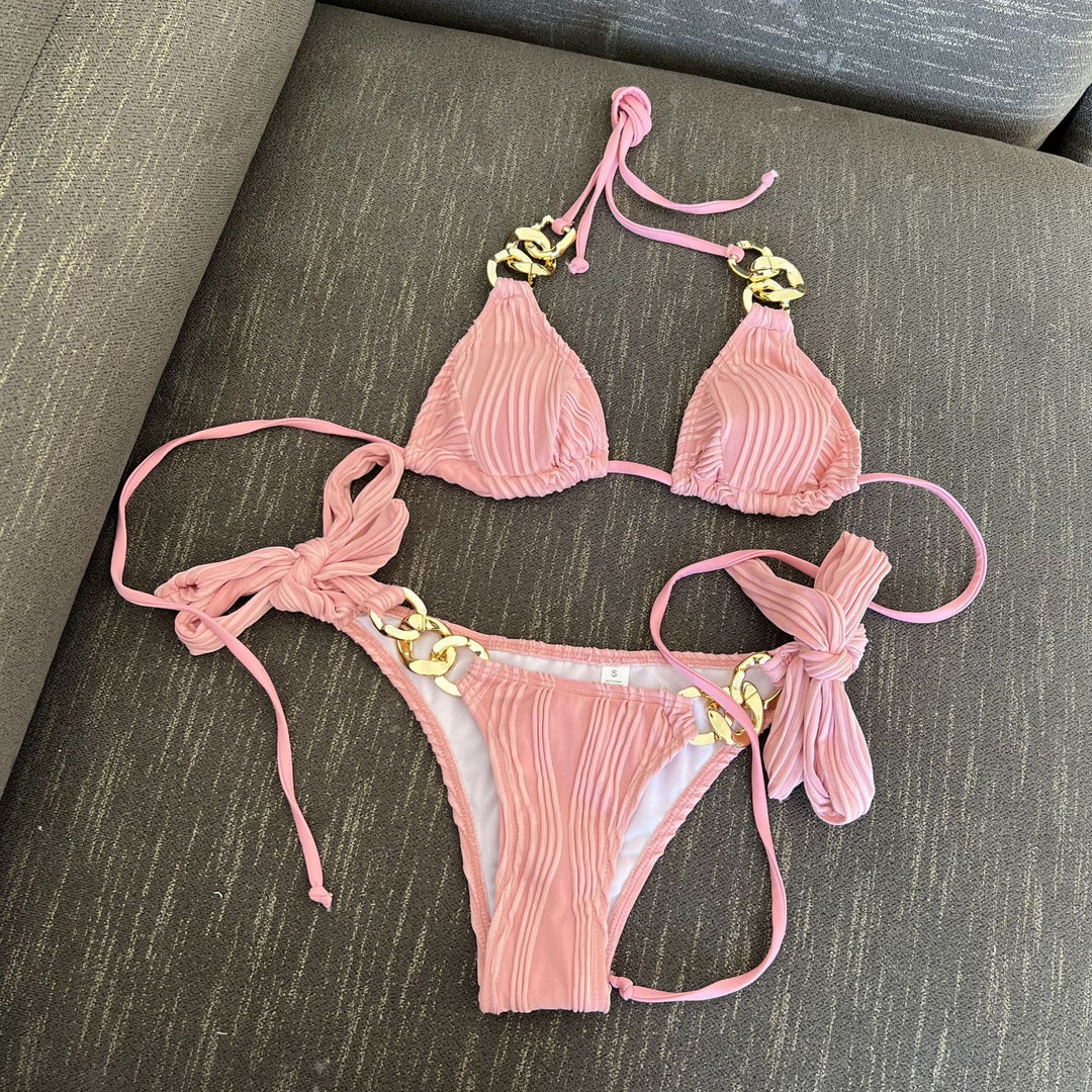 Damen Triangel-Bikini mit plissierten Details und goldenen Akzenten EB