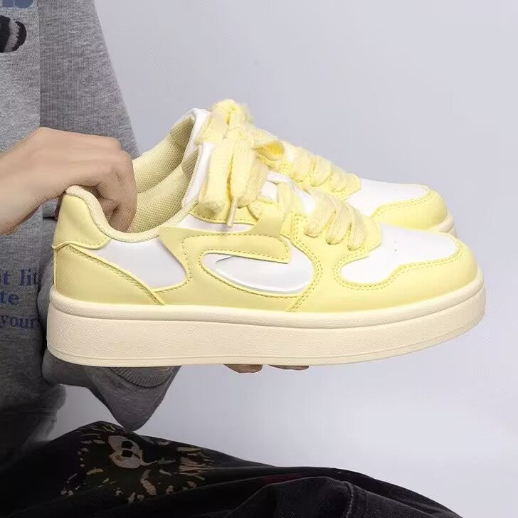 Damen Sportliche Sneakers mit weichem Obermaterial und innovativer Dämpfung EB