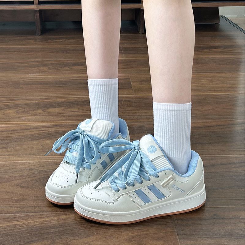 Damen Sportliche Sneakers im Retro-Look mit atmungsaktiver Oberflächenstruktur EB