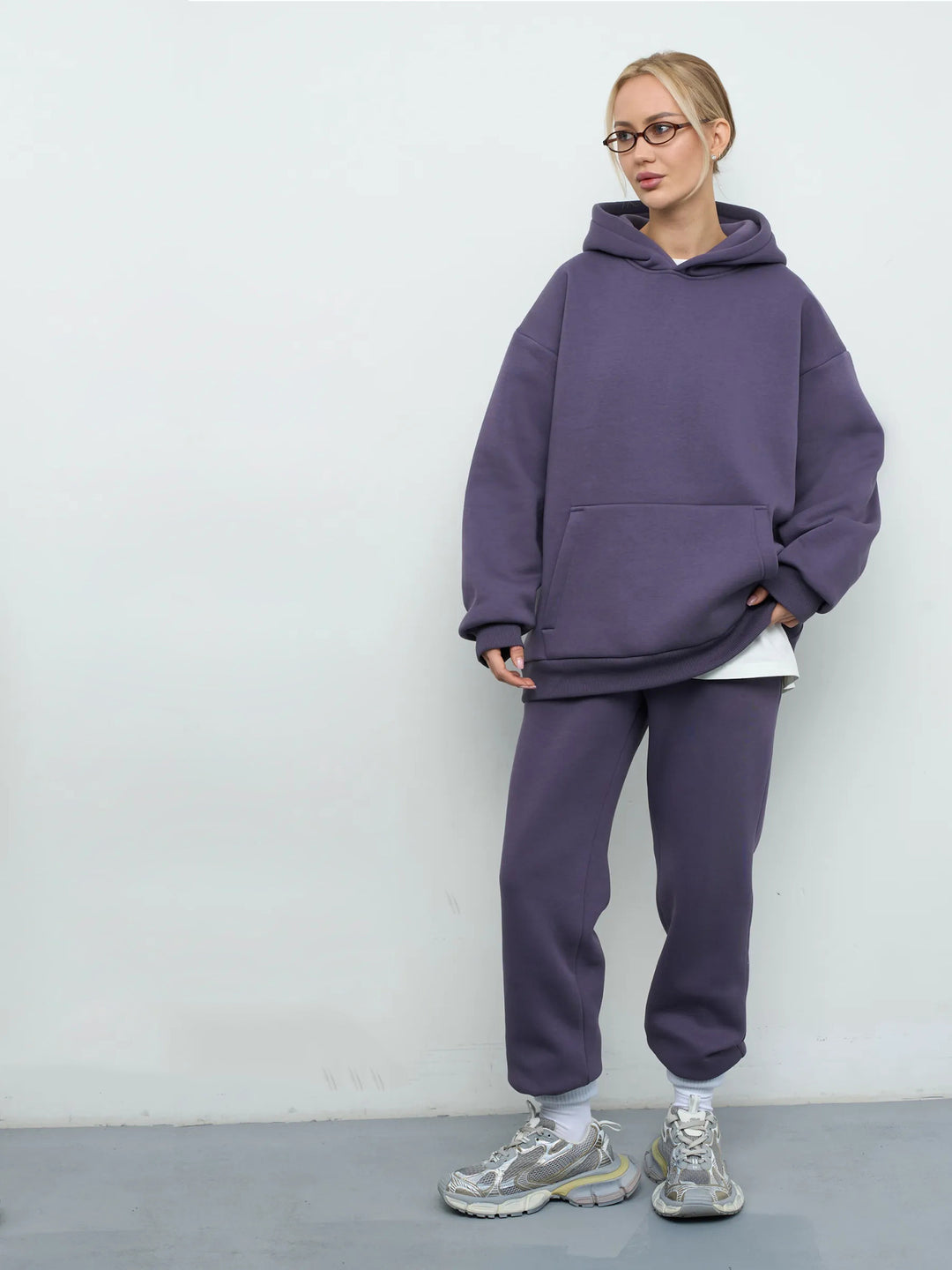 Damen großzügiger Kapuzenpullover Oversize mit Kängurutasche und weichem French-Terry EB