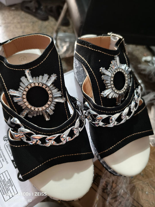 Damen Wedge-Sandalen mit eleganten Verzierungen EB