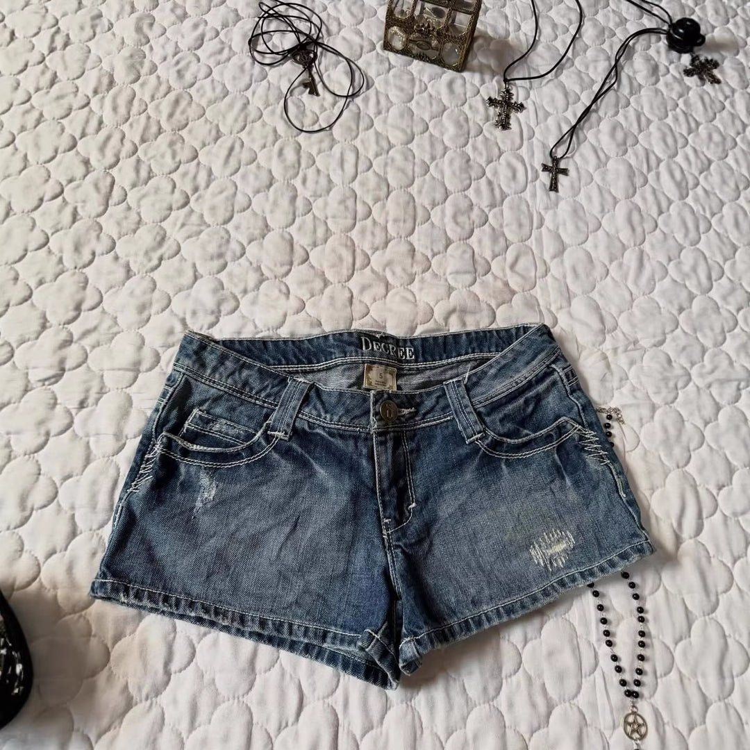 Damen Denim-Shorts mit distressed Details EB