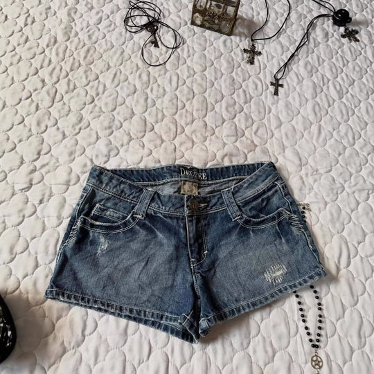 Damen Denim-Shorts mit distressed Details EB