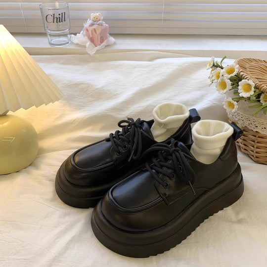 Damen Stilsichere Sneakers mit hohem Schaft von EB