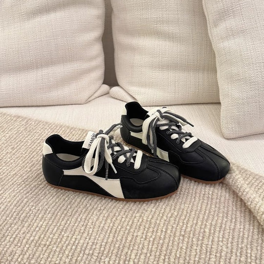 Damen Sportliche Sneakers mit weichem Obermaterial und rutschfester Sohle EB