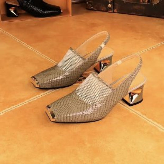 Damen Slingback-Pumps mit luxuriösem Metallic-Detail EB