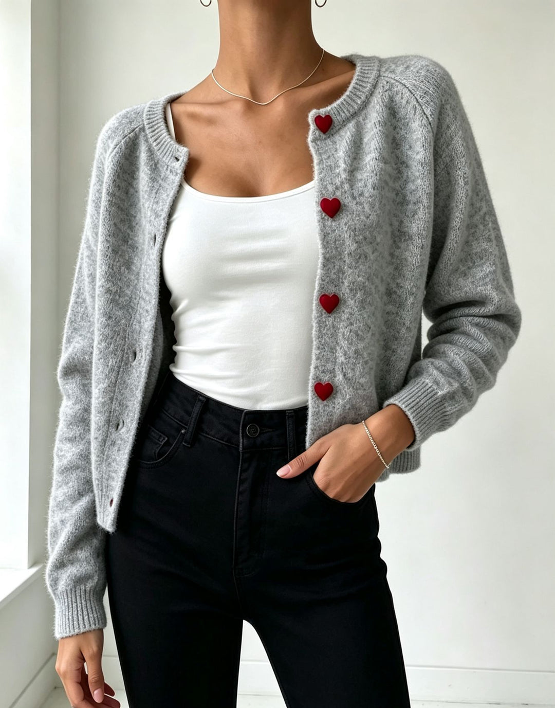 Damen Strickcardigan mit herzförmigen Zierknöpfen und weicher Mohair-Optik EB