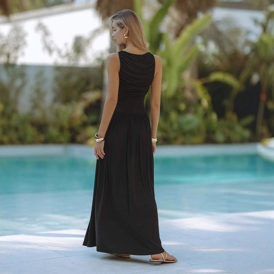 Damen Maxi-Kleid mit elegantem Faltenwurf und ärmellosem Design EB