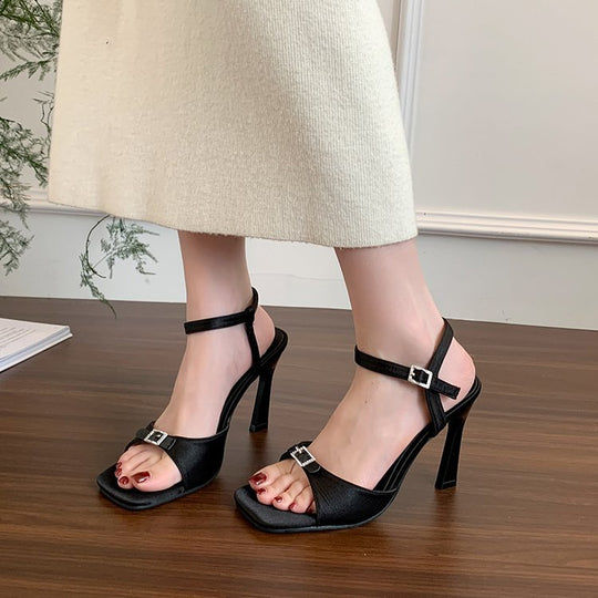 Damen elegante High Heel Sandalen mit transparentem Riemendesign EB