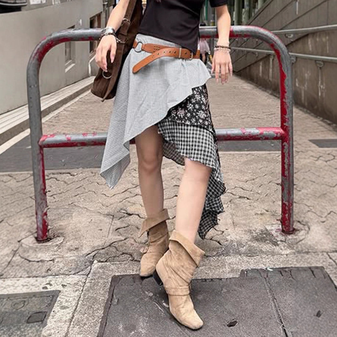 Damen asymmetrischer Rock mit floralen und karierten Mustern EB