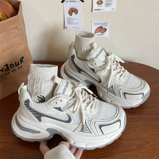 Damen Sportliche und modische Sneakers mit atmungsaktive Elemente EB