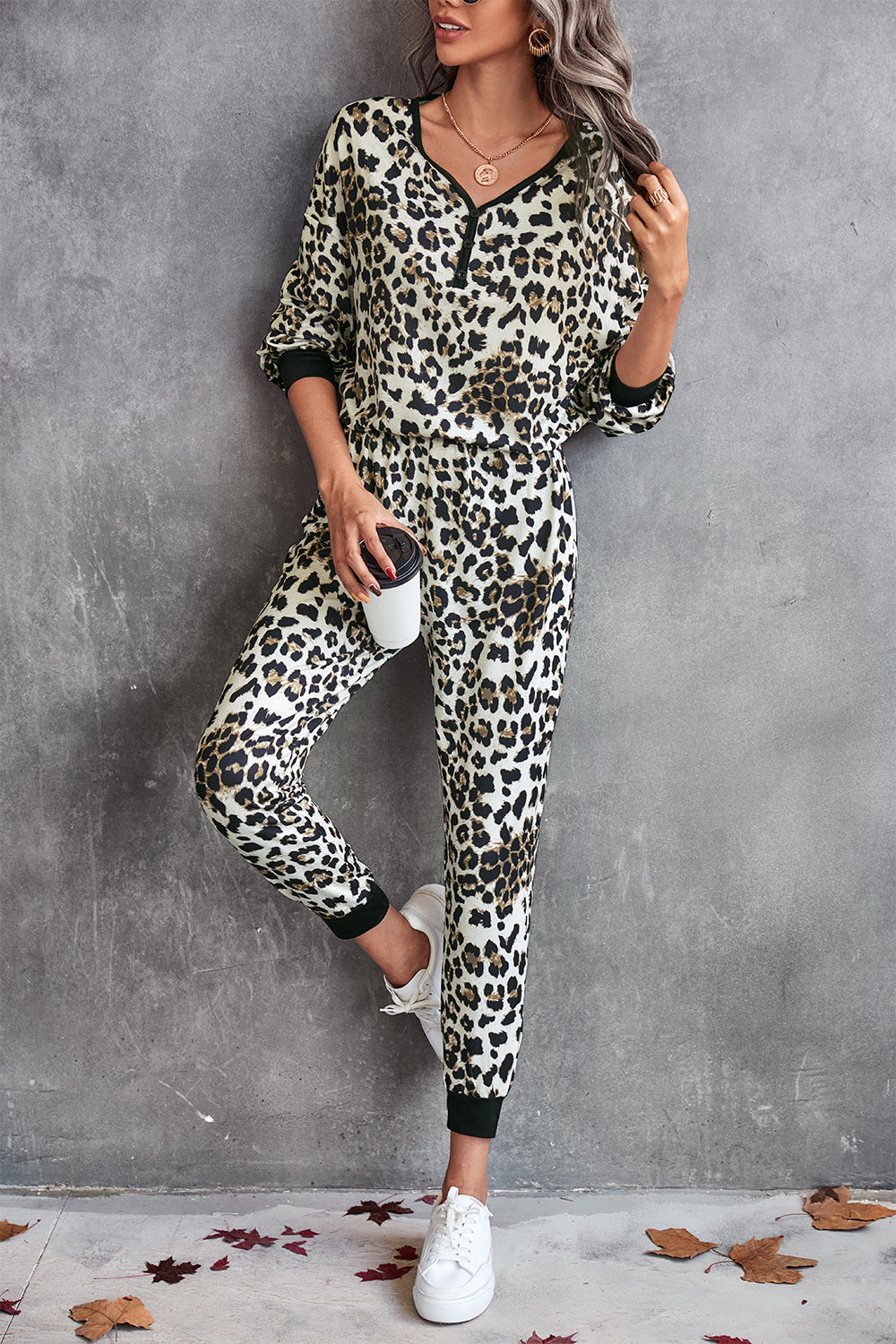 Damen Leo-Print Jogginganzug mit breitem Taillenbund und modischen Bündchen EB