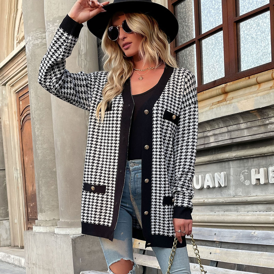 Damen Strickjacke im modischen Hahnentrittmuster mit eleganten Knopfdetails EB