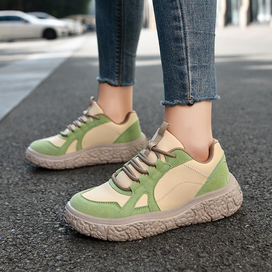 Damen Sportliche Sneakers mit rutschfestem Profil und atmungsaktiver Mesh-Oberfläche EB