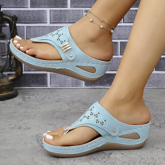 Damen Komfortable Zehentrenner-Sandalen mit ausgeschnittenem Design EB