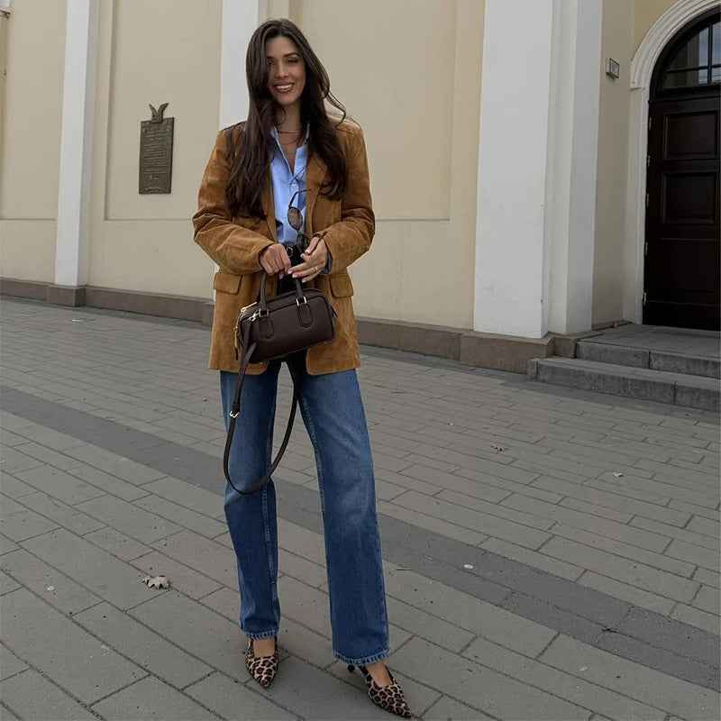 Damen Wildlederblazer mit eleganter Schnittführung und hochwertigen Details EB