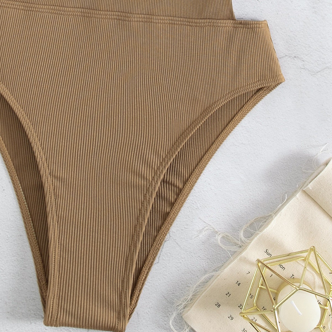 Damen Einteiler Badeanzug mit elegantem Schnitt und seitlichen Riemen EB