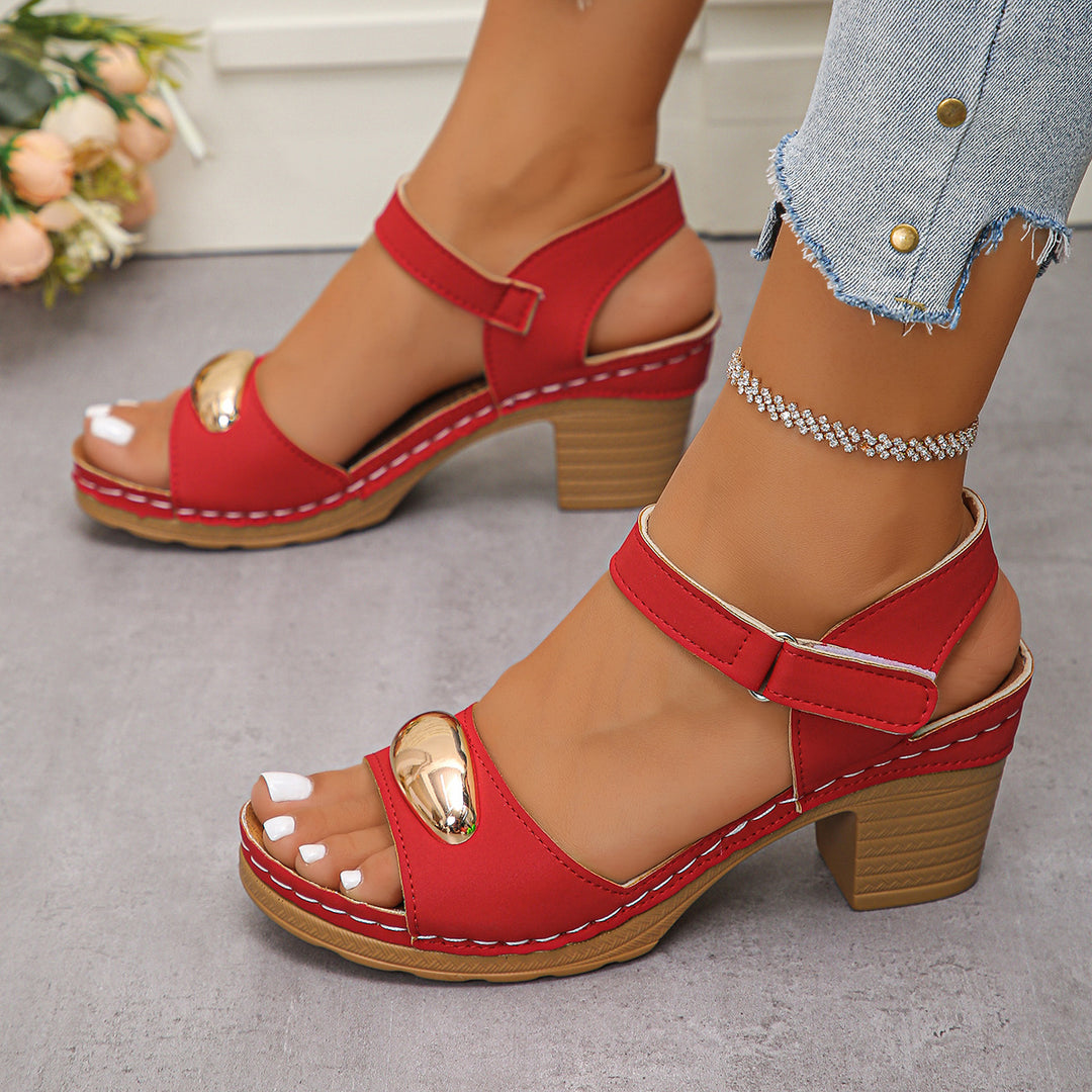 Damen komfortable Sandalen mit glänzenden Akzenten und Blockabsatz EB
