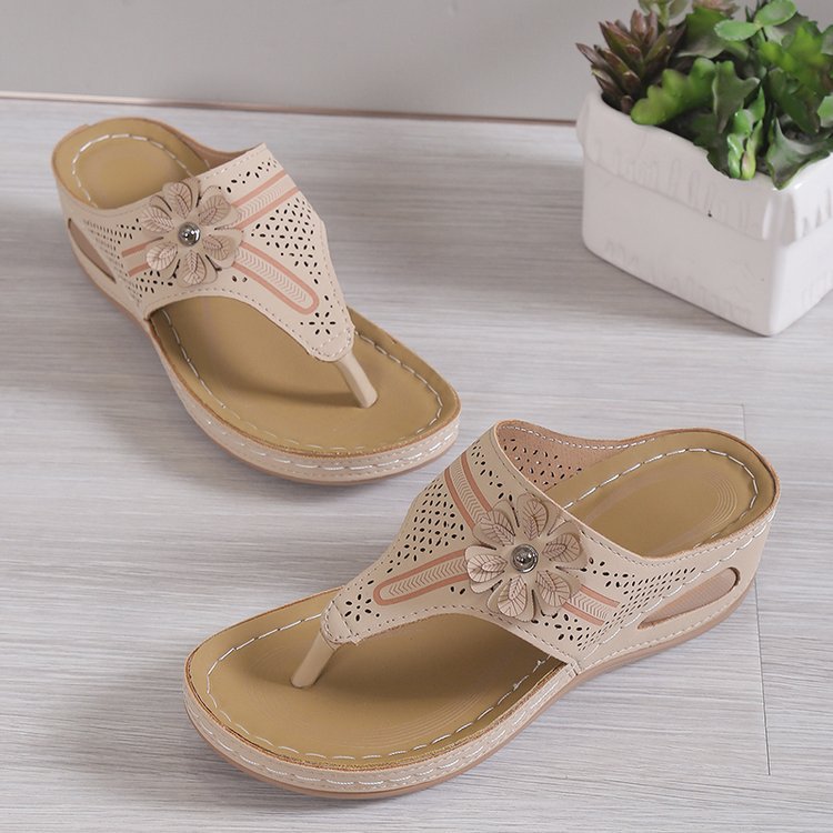 Damen Komfortable Zehentrenner-Sandalen mit floralem Akzent und ergonomischem Fußbett EB