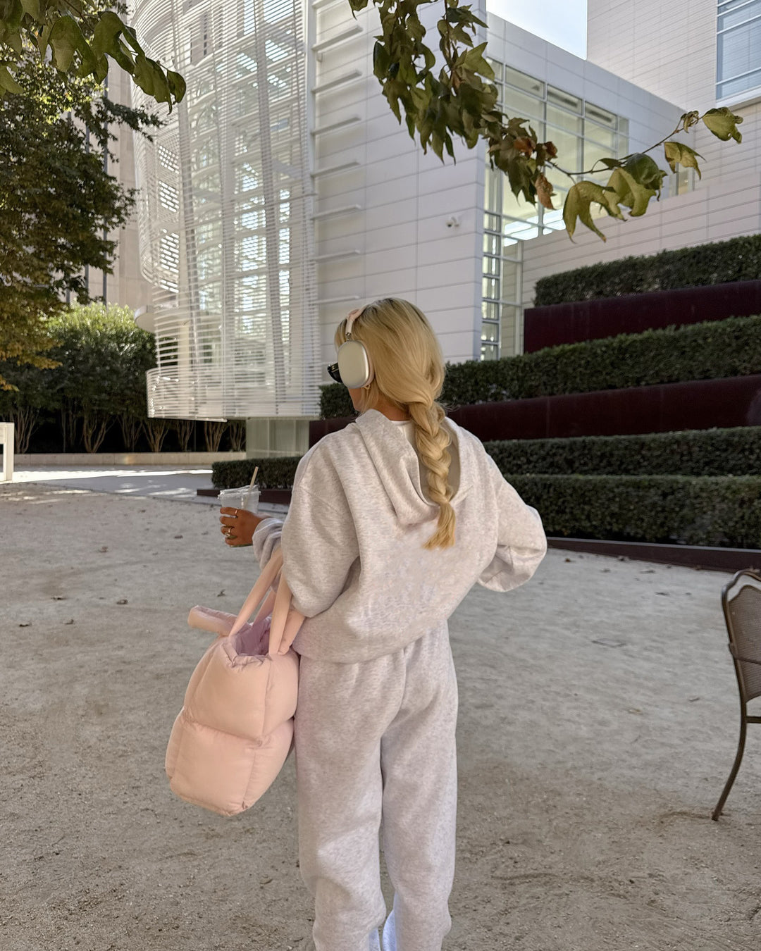 Damen Hoodie und Jogginghosen Set mit Kängurutasche EB