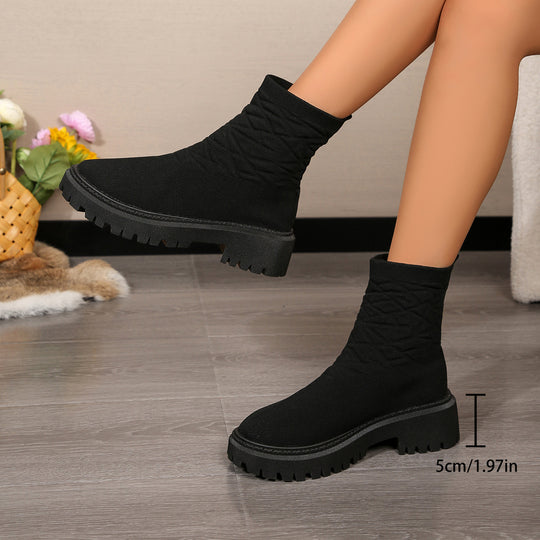 Damen Modische Stiefeletten mit strukturiertem Obermaterial und rutschfester Sohle EB