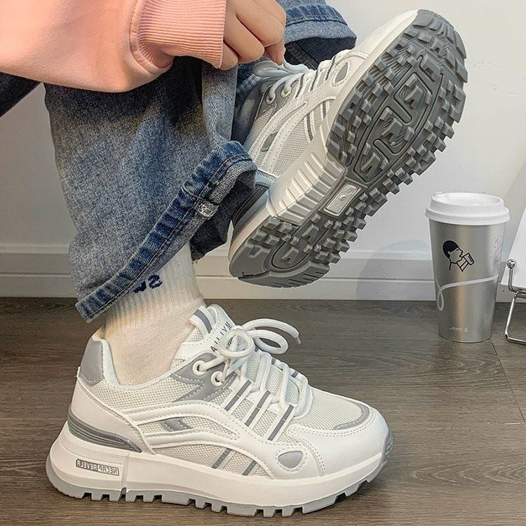 Damen Retro‑Laufstil Plateau‑Sneaker mit robuster Traktionssohle und atmungsaktivem Mesh EB