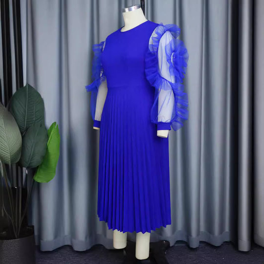 Damen plissiertes Kleid mit voluminösen Tüllärmeln EB