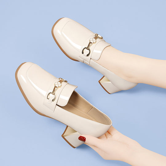 Damen Elegante und modische Pumps mit Kettenakzent EB