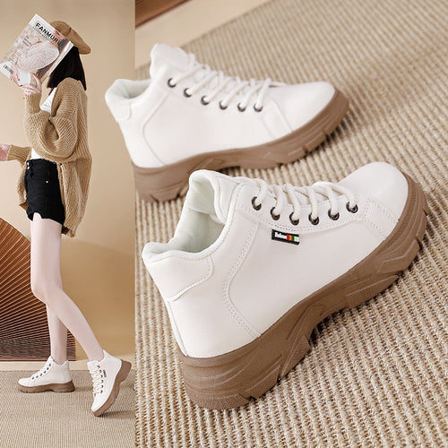 Damen High-Top Sneakers mit robustem Profil und optimaler Dämpfung EB