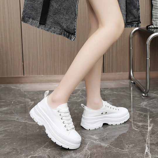 Damen Sportliche Sneaker mit dämpfendem Sohlenprofil und modischem Design EB