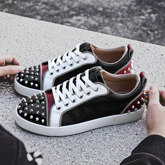 Damen glitzernder Low-Top Sneaker mit spitzem Nietenbesatz und gepolstertem Lederfutter EB