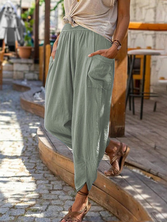 Damen nan lässige Haremshose mit elastischem Smockbund, aufgesetzten Taschen und gerafftem Knöchelabschluss EB