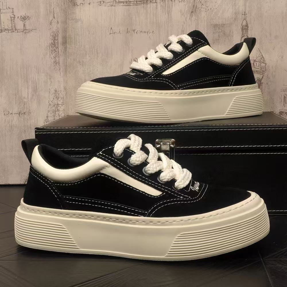 Damen sportive Sneakers mit erhöhtem Plateau und weichem Innenfutter EB